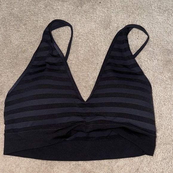 Jockey sports bras - Picture 11 of 16